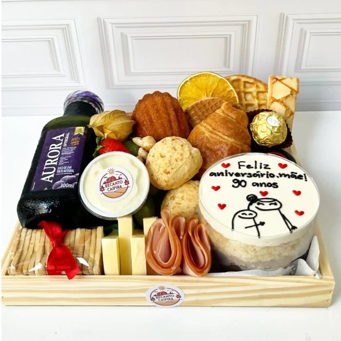 Cesta Individual com Bento Cake em Governador Valadares